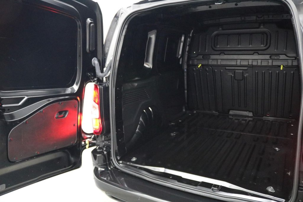 Used Peugeot Partner 2024 for sale - 76840951: Photo 16