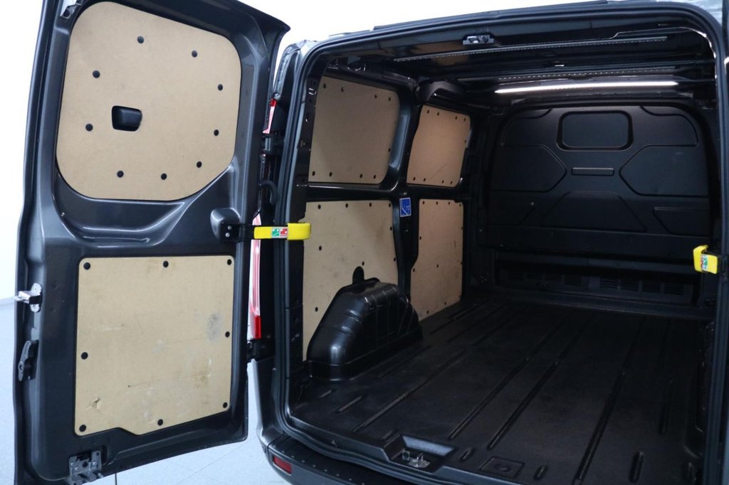 Used Ford Transit Custom 2023 for sale - 77166004: Photo 17