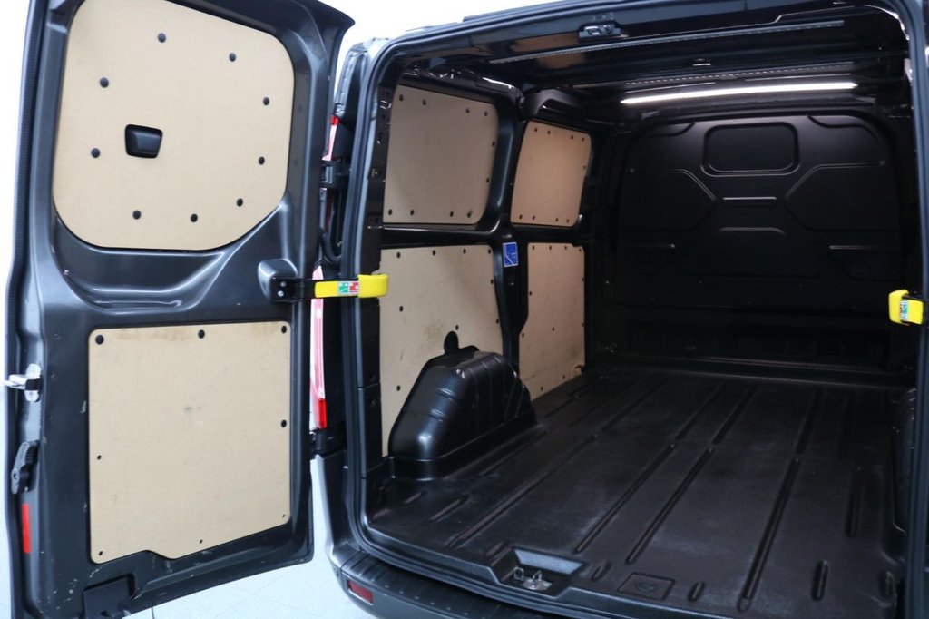 Used Ford Transit Custom 2023 for sale - 78074122: Photo 24