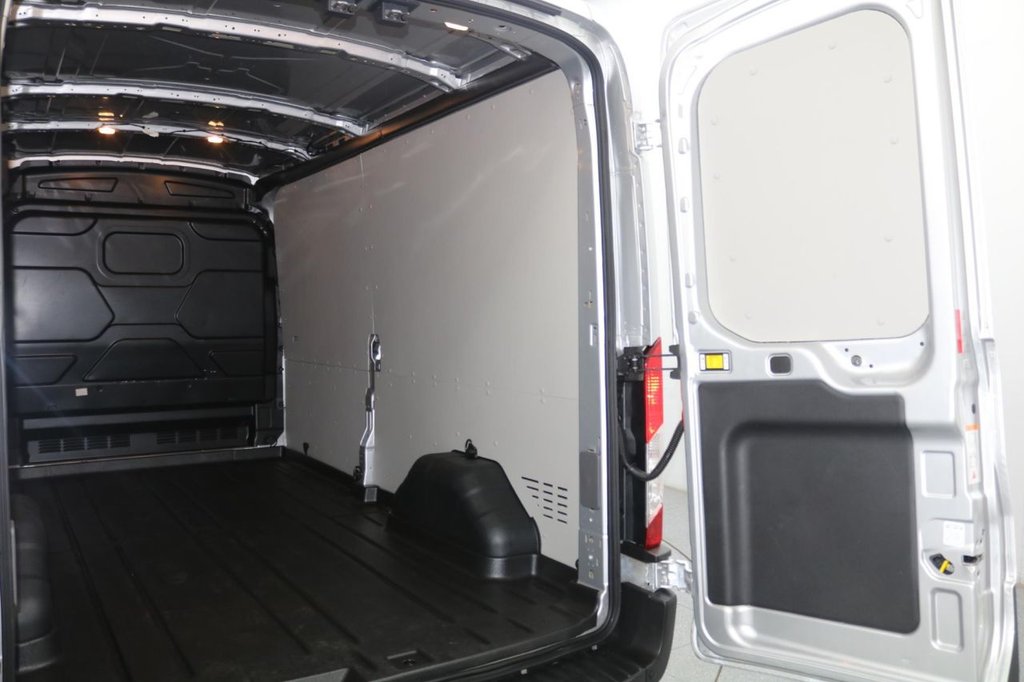 Used Ford Transit 2024 for sale - 76367389: Photo 17