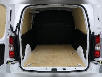 Used Citroen Berlingo 2023 for sale - 77153212: Photo