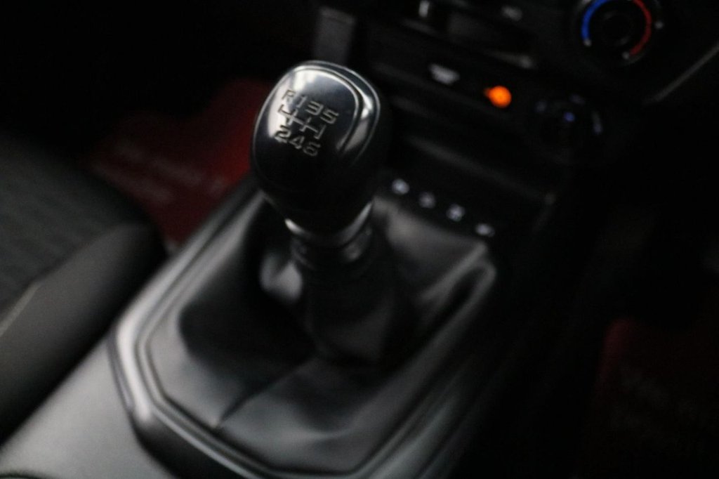 Used Isuzu D-Max 2023 for sale - 76797509: Photo 44