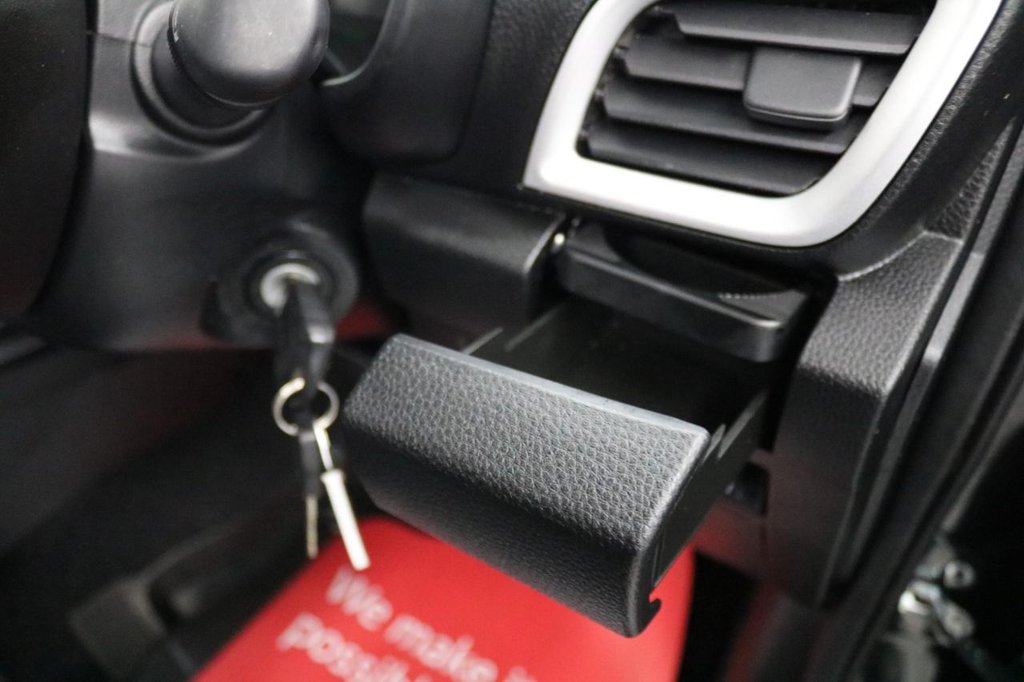 Used Isuzu D-Max 2023 for sale - 76797509: Photo 48