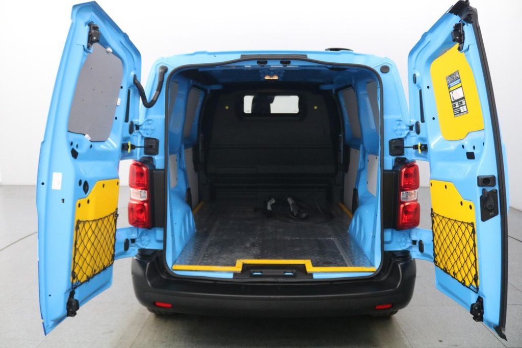 Used Vauxhall Vivaro 2022 for sale - 77673662: Photo 16