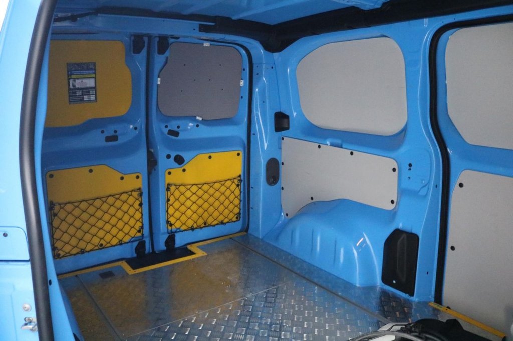 Used Vauxhall Vivaro 2022 for sale - 77673662: Photo 18