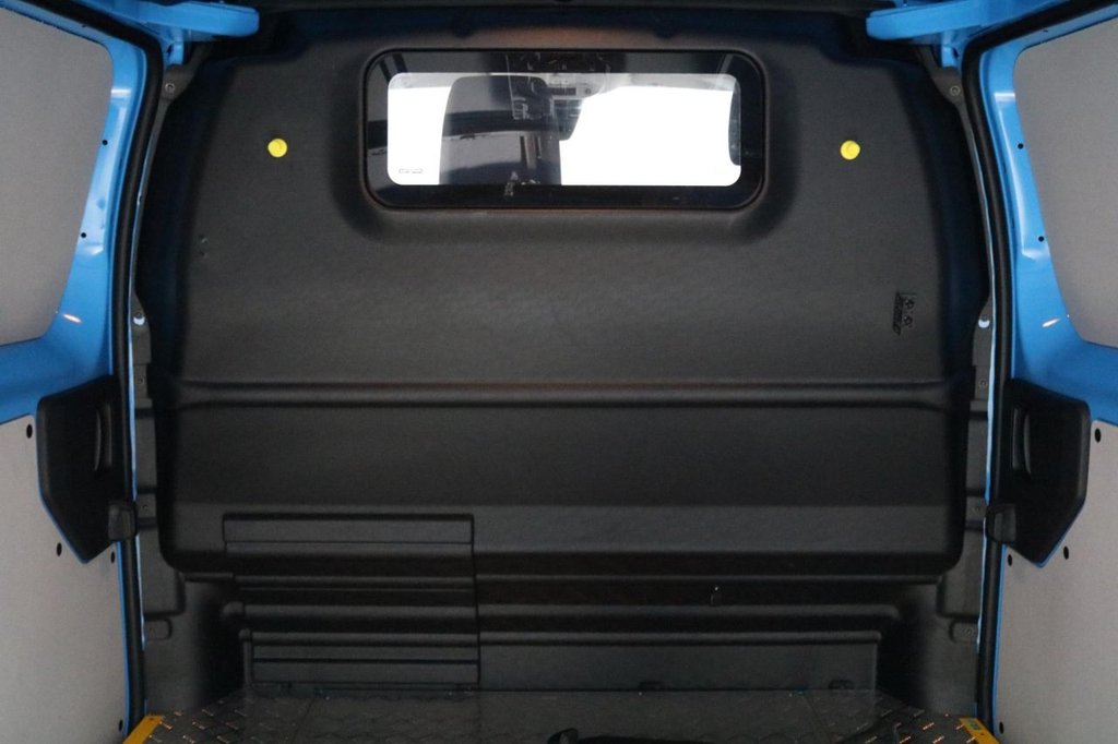 Used Vauxhall Vivaro 2022 for sale - 77673662: Photo 20