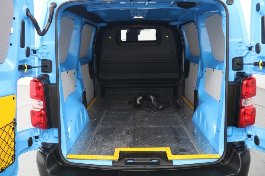Used Vauxhall Vivaro 2022 for sale - 77673662: Photo 5