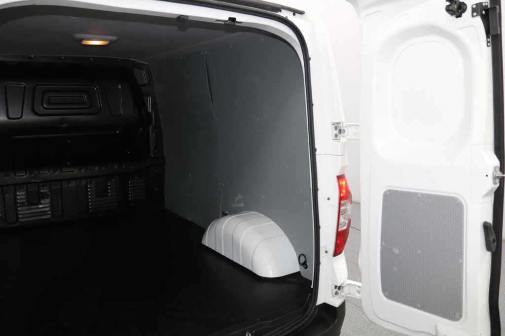 Used Maxus eDeliver 3 2021 for sale - 76356301: Photo 19