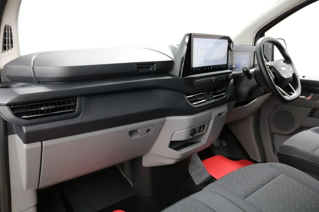 Used Ford Transit Custom 2023 for sale - 75985889: Photo 2