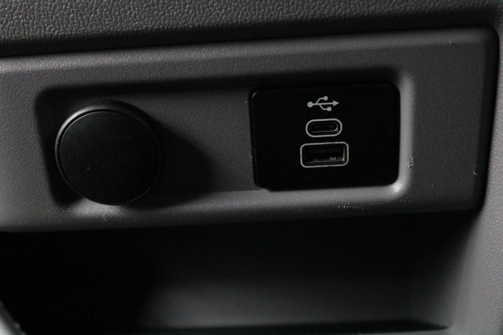 Used Ford Transit Custom 2023 for sale - 75985889: Photo 41
