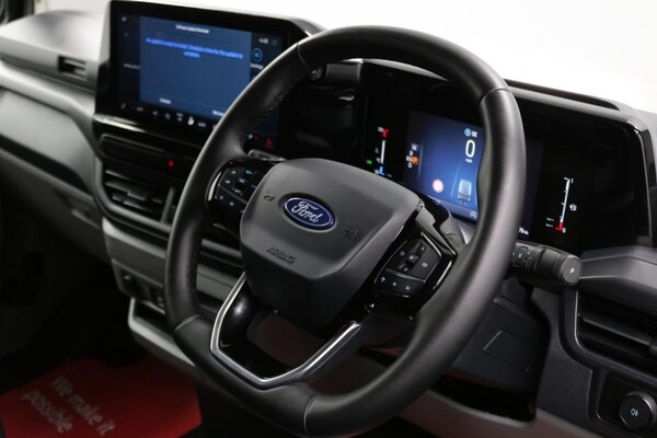Used Ford Transit Custom 2024 for sale - 76309358: Photo 31