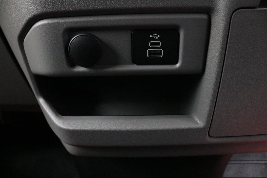 Used Ford E-Transit 2024 for sale - 76469841: Photo 48