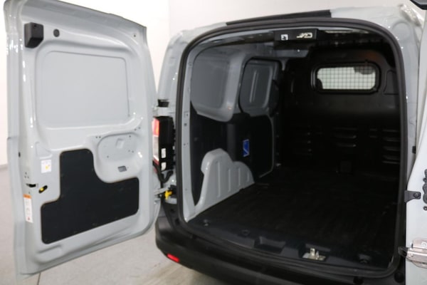 Used Ford Transit Courier 2024 for sale - 75596700: Photo 16