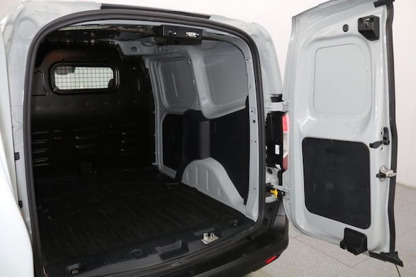 Used Ford Transit Courier 2024 for sale - 75596700: Photo 18