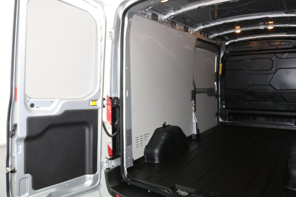 Used Ford Transit 2024 for sale - 76469863: Photo 17
