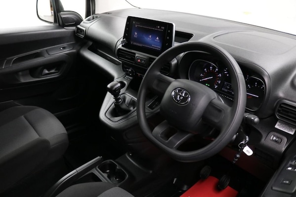 Used Toyota ProAce 2022 for sale - 76190763: Photo 32