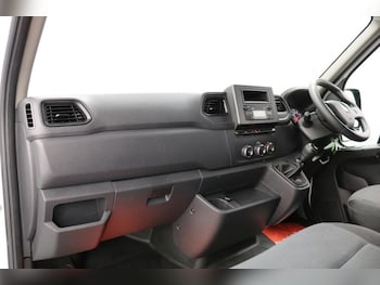 Used Renault Master 2022 for sale - 78145171: Photo