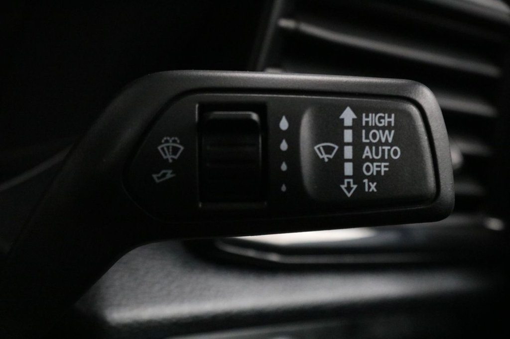 Used Volkswagen Amarok 2024 for sale - 76454136: Photo 40