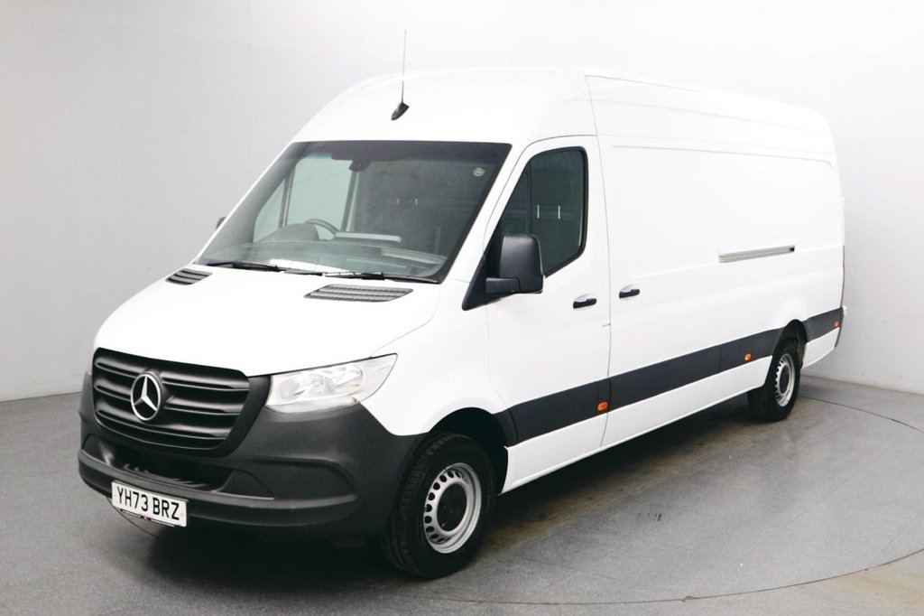 Used Mercedes-Benz Sprinter 2023 for sale - 76367522: Photo 1