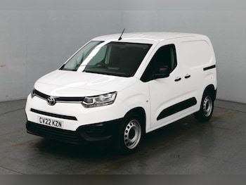 Toyota ProAce feature image