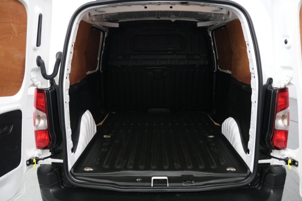 Used Toyota ProAce 2022 for sale - 77269180: Photo 3