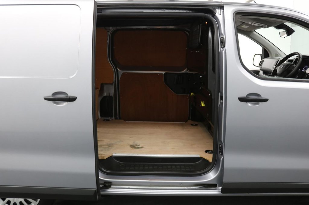 Used Toyota ProAce 2022 for sale - 77919807: Photo 16