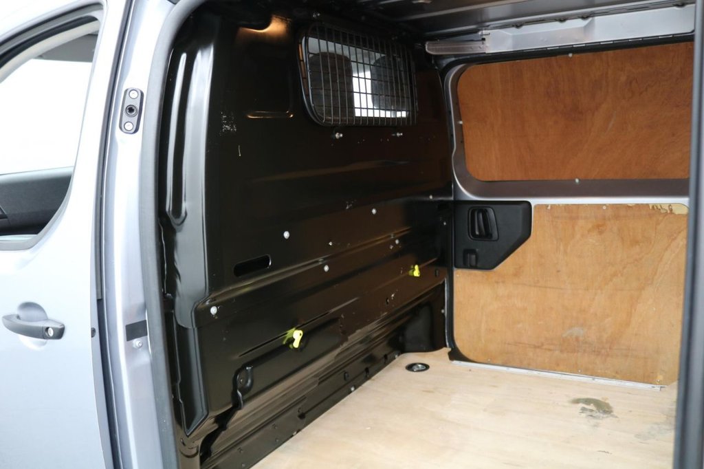 Used Toyota ProAce 2022 for sale - 77919807: Photo 17