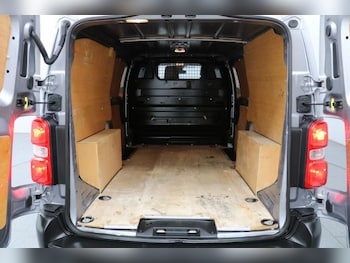 Used Toyota ProAce 2022 for sale - 77919807: Photo