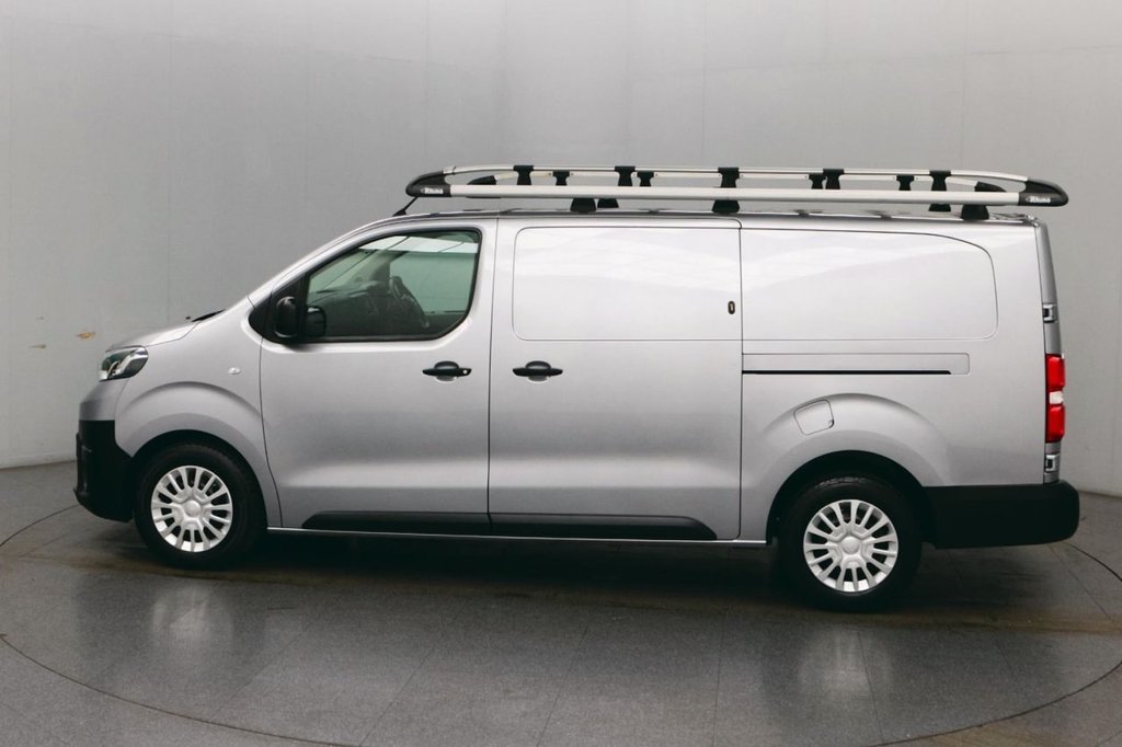 Used Toyota ProAce 2022 for sale - 77919807: Photo 8