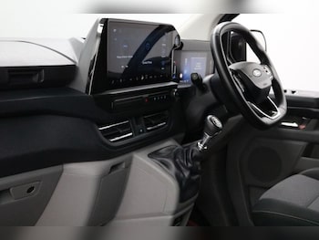 Used Ford Transit Custom 2024 for sale - 77256142: Photo