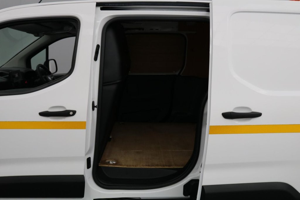 Used Vauxhall Combo 2021 for sale - 76797596: Photo 11