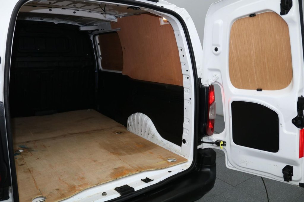 Used Vauxhall Combo 2021 for sale - 76797596: Photo 17