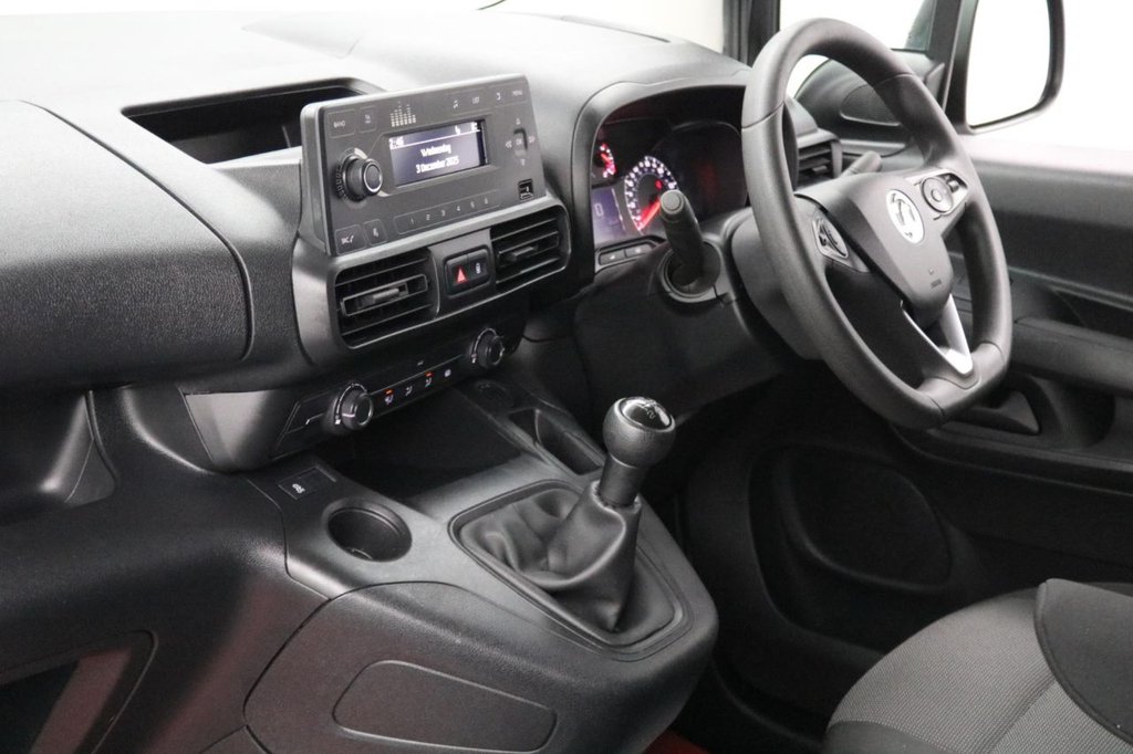 Used Vauxhall Combo 2021 for sale - 76797596: Photo 2