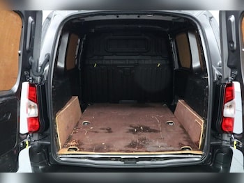 Used Citroen Berlingo 2022 for sale - 77307307: Photo