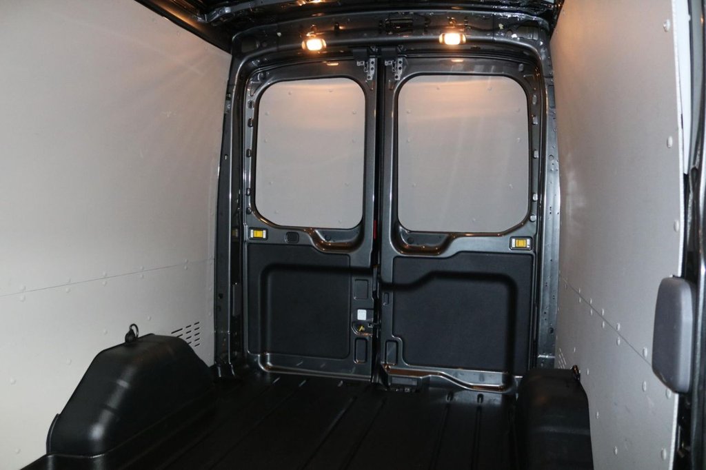 Used Ford Transit 2024 for sale - 76469783: Photo 17