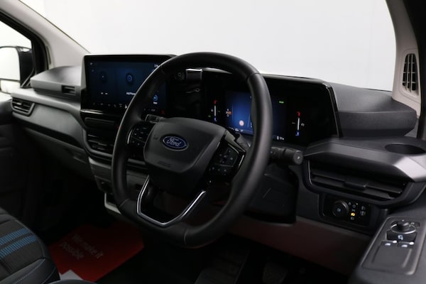 Used Ford E-Transit 2024 for sale - 76303770: Photo 43
