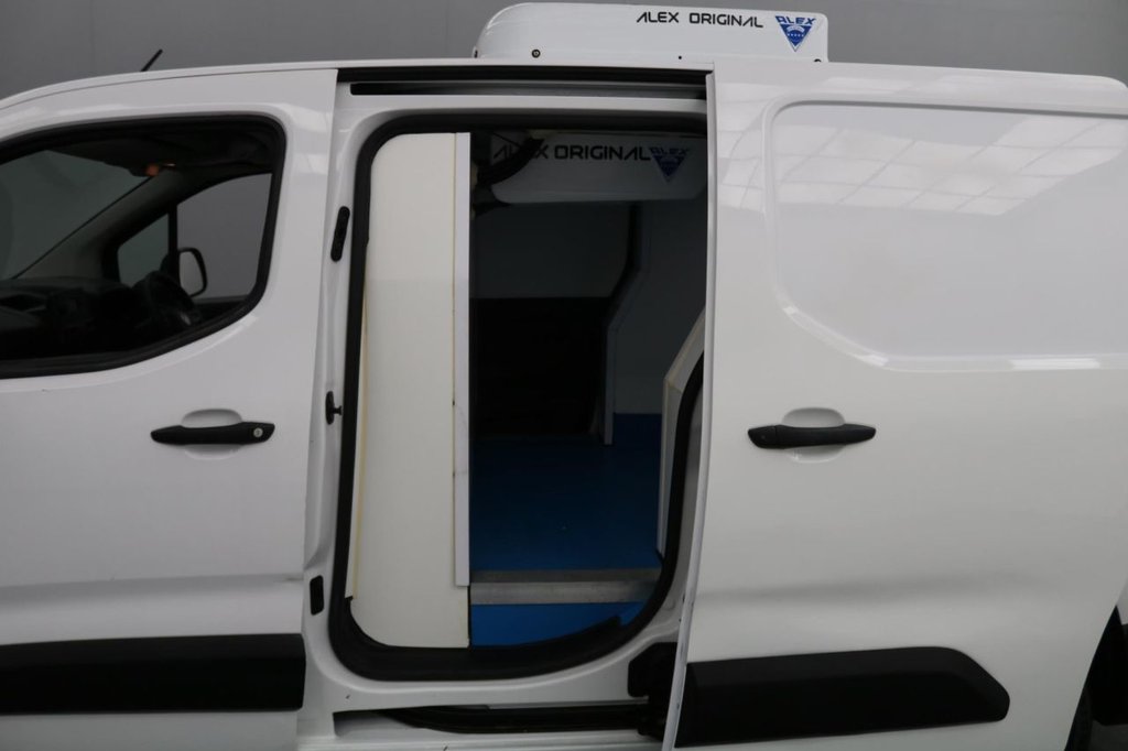 Used Vauxhall Combo 2021 for sale - 76797595: Photo 3