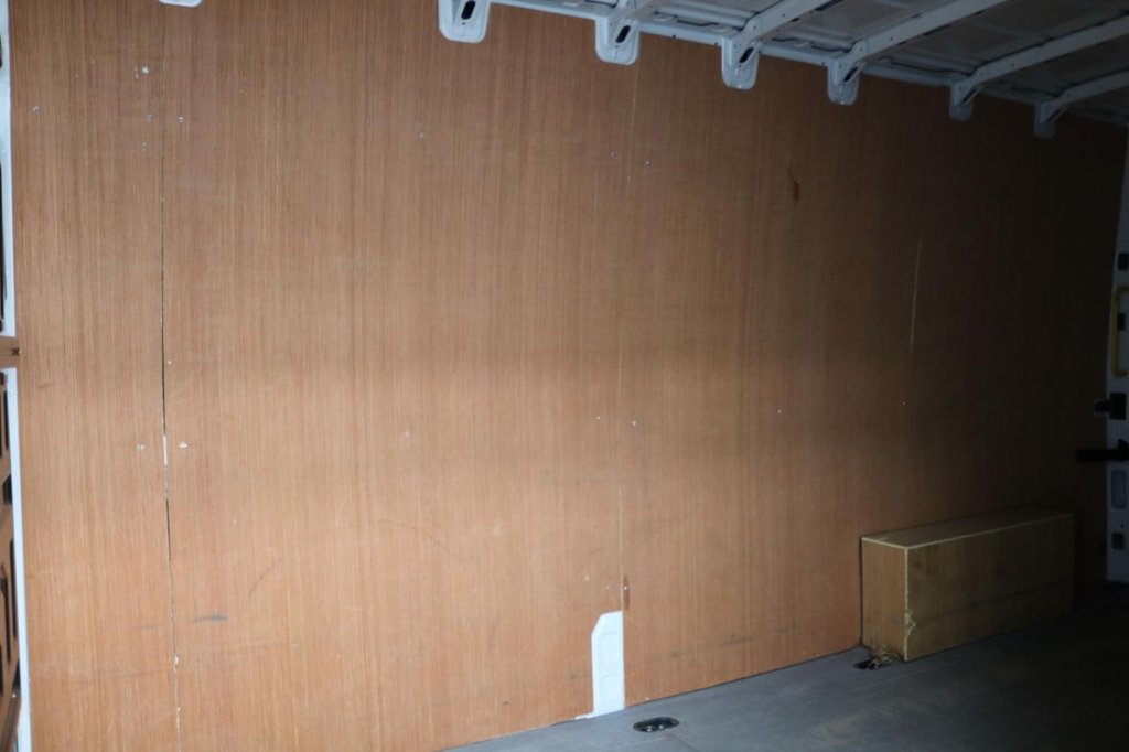 Used Volkswagen Crafter 2023 for sale - 76416983: Photo 15