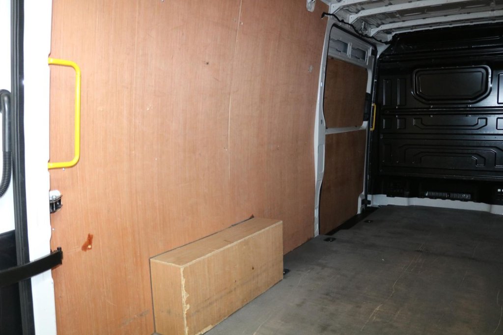 Used Volkswagen Crafter 2023 for sale - 76416983: Photo 19