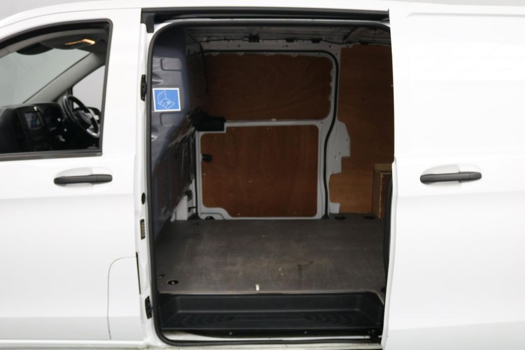 Used Mercedes-Benz Vito 2022 for sale - 77820744: Photo 14