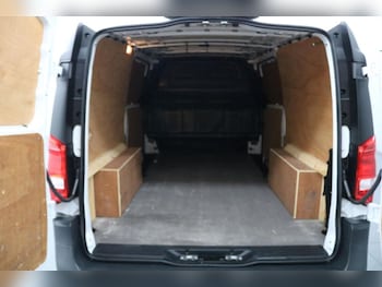 Used Mercedes-Benz Vito 2022 for sale - 77820744: Photo