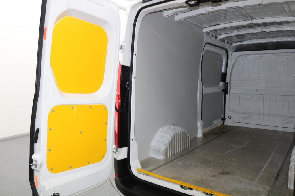 Used Maxus Deliver 9 2022 for sale - 76604399: Photo 17