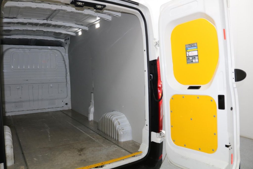 Used Maxus Deliver 9 2022 for sale - 76604399: Photo 19