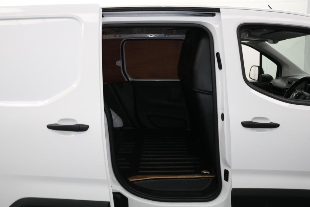 Used Toyota ProAce 2022 for sale - 76883154: Photo 13