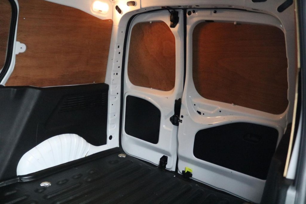 Used Toyota ProAce 2022 for sale - 76883154: Photo 16