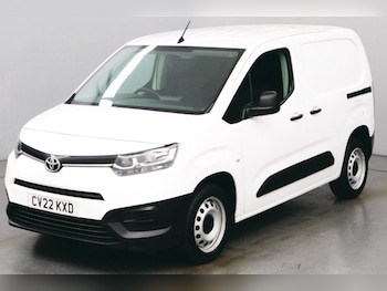 Toyota ProAce feature image