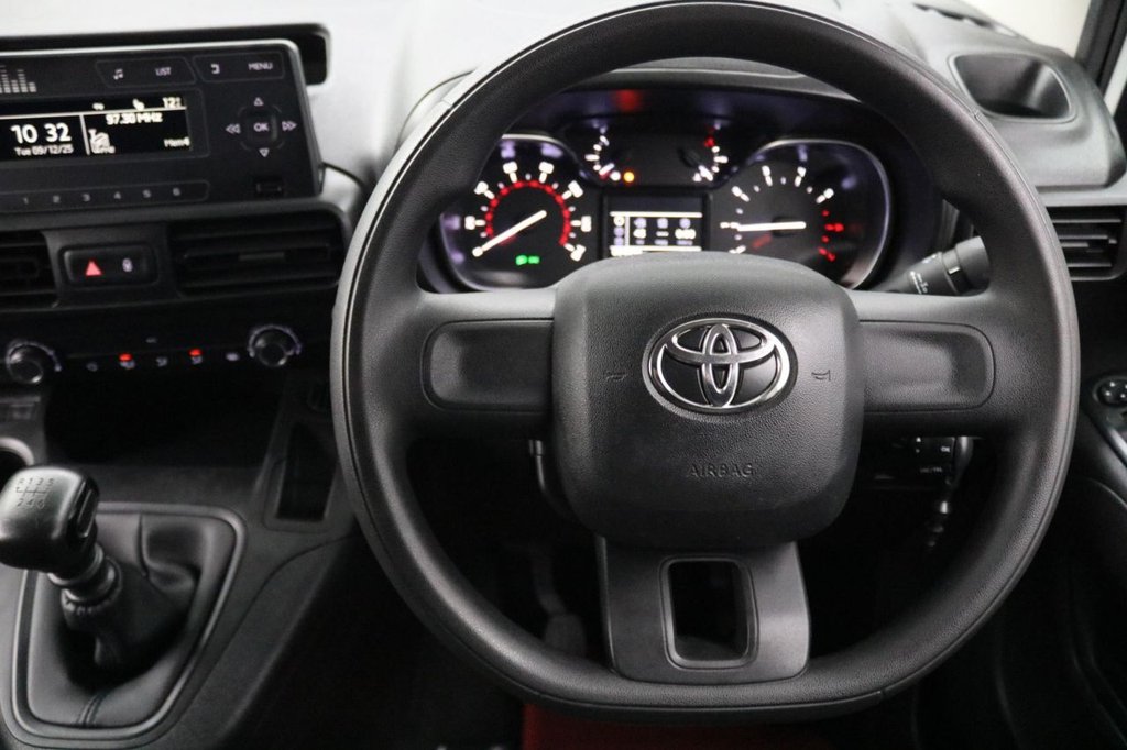 Used Toyota ProAce 2022 for sale - 76883154: Photo 30