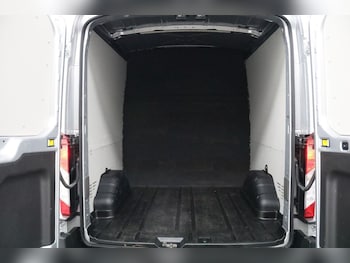 Used Ford Transit 2022 for sale - 77110647: Photo