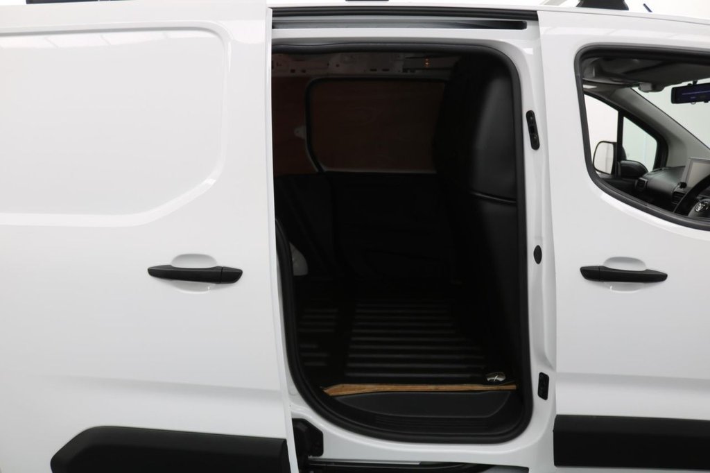 Used Toyota ProAce 2022 for sale - 78149228: Photo 17