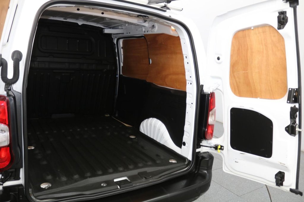 Used Toyota ProAce 2022 for sale - 78149228: Photo 23